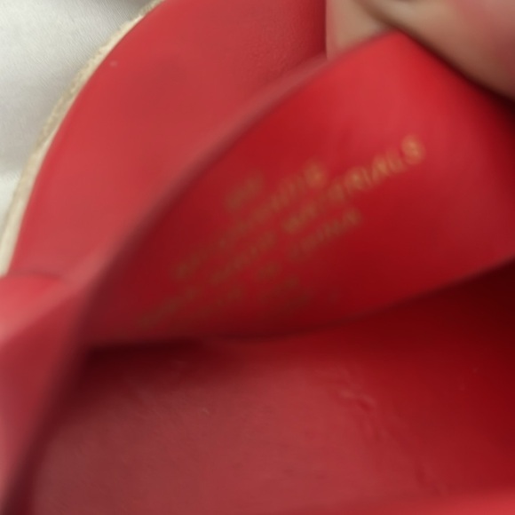 Marc Fisher Red Sandals - Picture 10 of 11